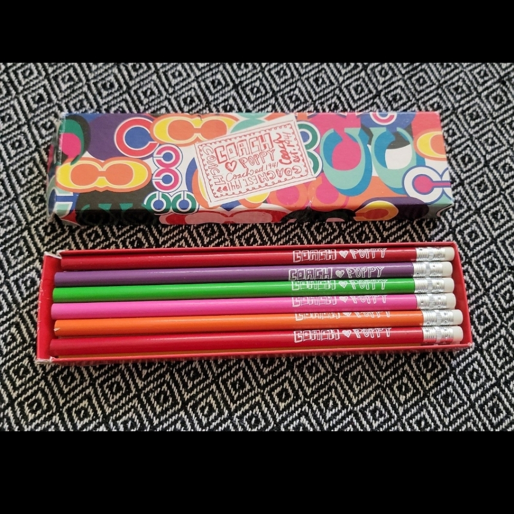 Coach Poppy pencil set (12 pencils)